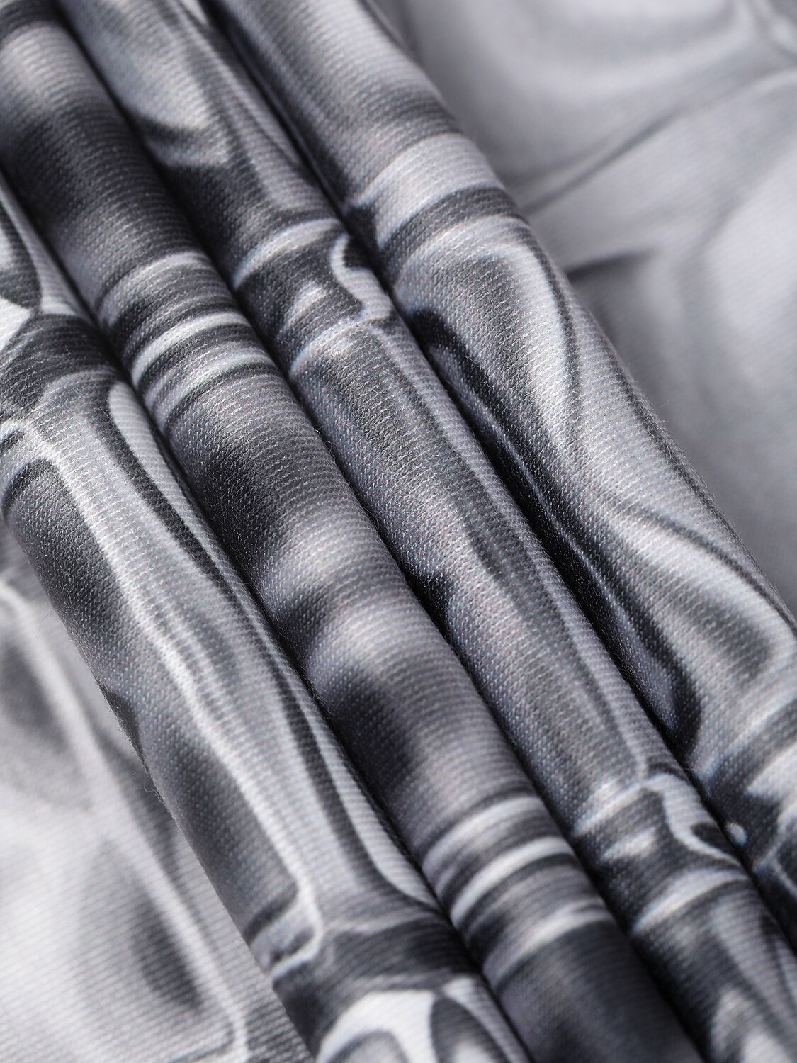 Men's Metallic Gradient Style Graphic Tee
