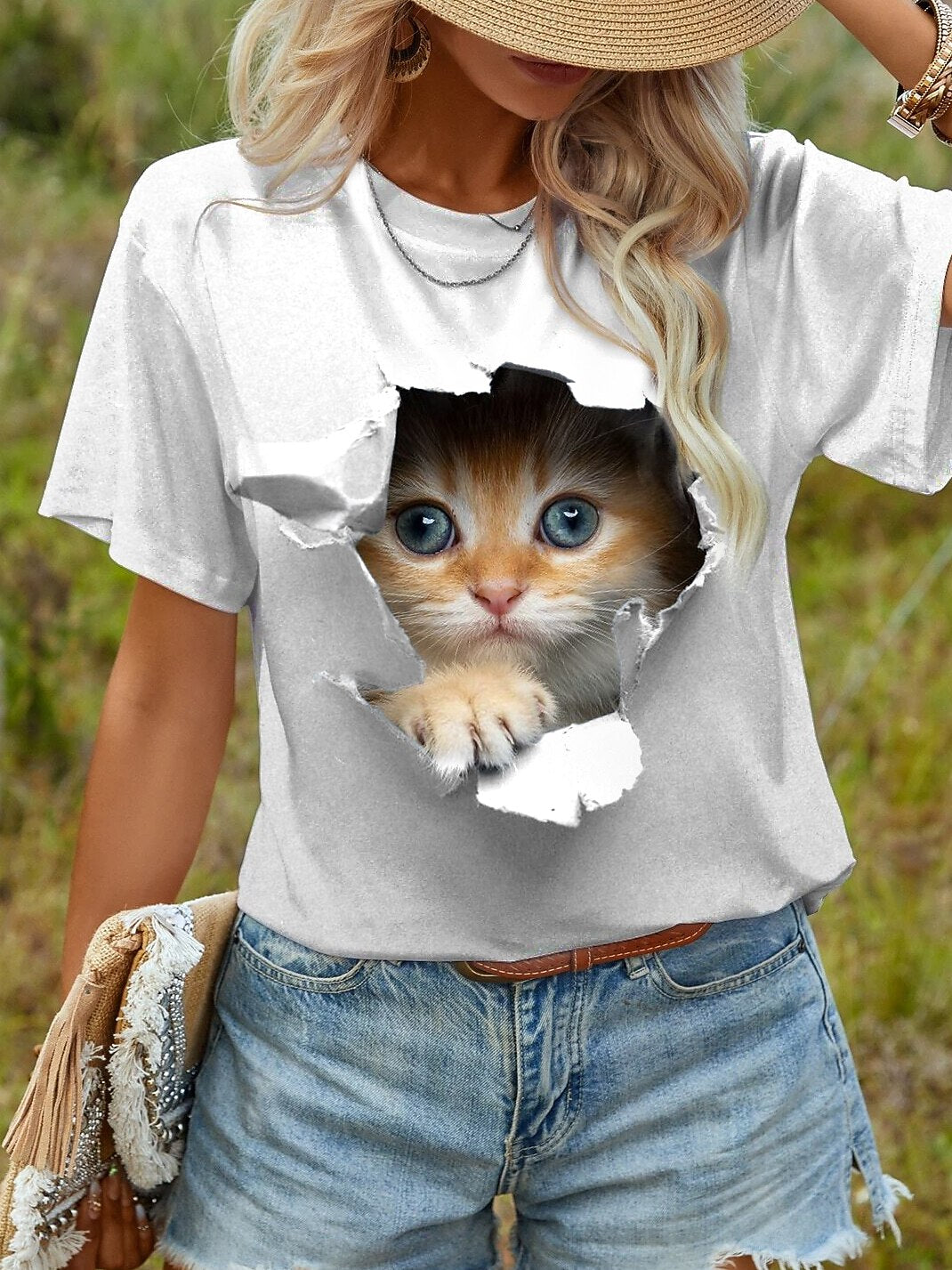 Women's Peekaboo Kitten Graphic Tee